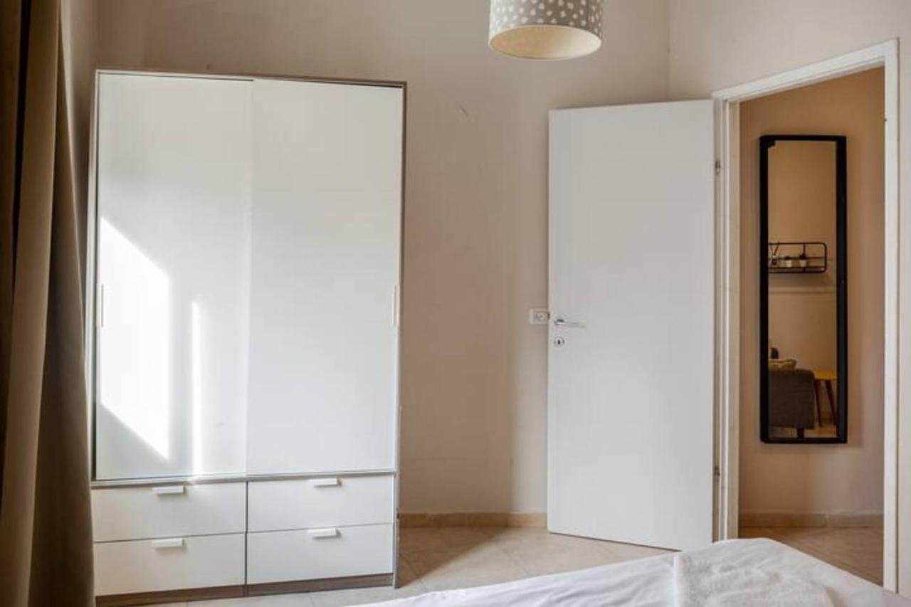 Ourplace Nachalat Binyamin Tel Aviv Esterno foto